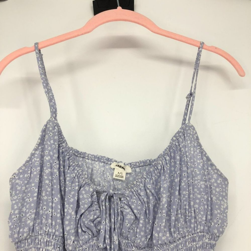 Garage periwinkle blue white floral shirred tie front crop tank top SP - Picture 4 of 13